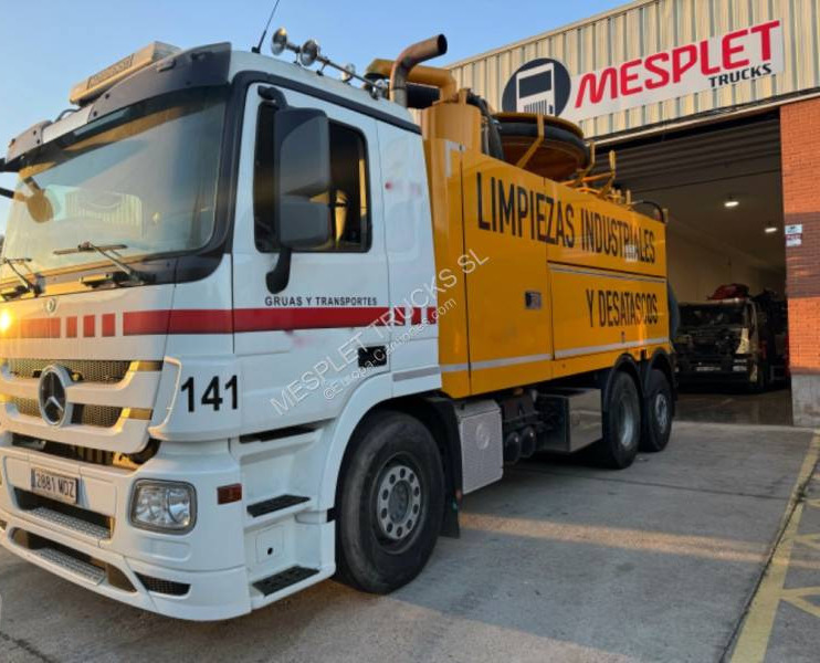 Mercedes Actros 2544 - Ассенизатор: фото 1 Mercedes Actros 2544 - Ассенизатор: фото 1