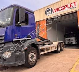Mercedes Actros 2842 - Крюковой мультилифт: фото 1 Mercedes Actros 2842 - Крюковой мультилифт: фото 1