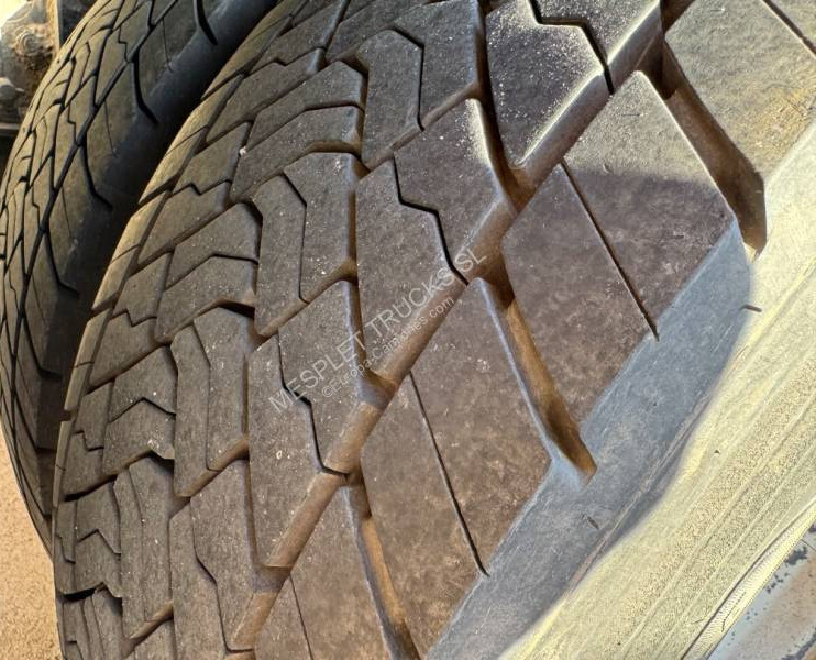 Mercedes Antos 1843 - Крюковой мультилифт: фото 5 Mercedes Antos 1843 - Крюковой мультилифт: фото 5