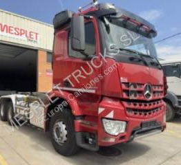 Mercedes Arocs 2645 K - Крюковой мультилифт: фото 2 Mercedes Arocs 2645 K - Крюковой мультилифт: фото 2