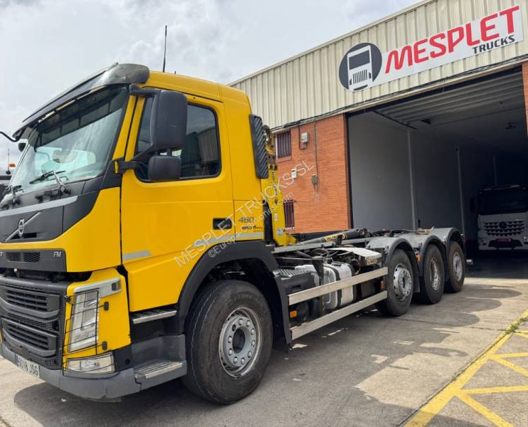 Volvo FM 460 - Крюковой мультилифт: фото 1 Volvo FM 460 - Крюковой мультилифт: фото 1