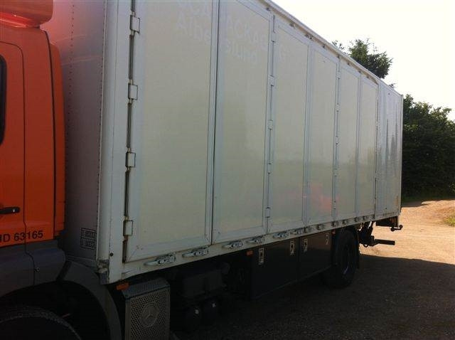 Кузов платформа 8,6 mtr alu kasse med sideåbning til lift: фото 8 Кузов платформа 8,6 mtr alu kasse med sideåbning til lift: фото 8