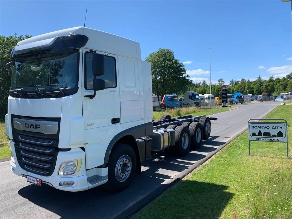 DAF XF 430 FAW 8x4*4 Tridem - Грузовик-шасси: фото 1 DAF XF 430 FAW 8x4*4 Tridem - Грузовик-шасси: фото 1