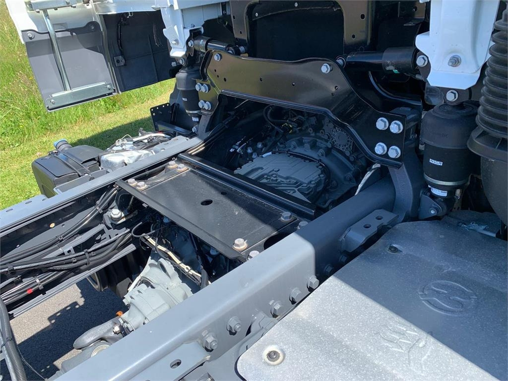 DAF XF 430 FAW 8x4*4 Tridem - Грузовик-шасси: фото 5 DAF XF 430 FAW 8x4*4 Tridem - Грузовик-шасси: фото 5