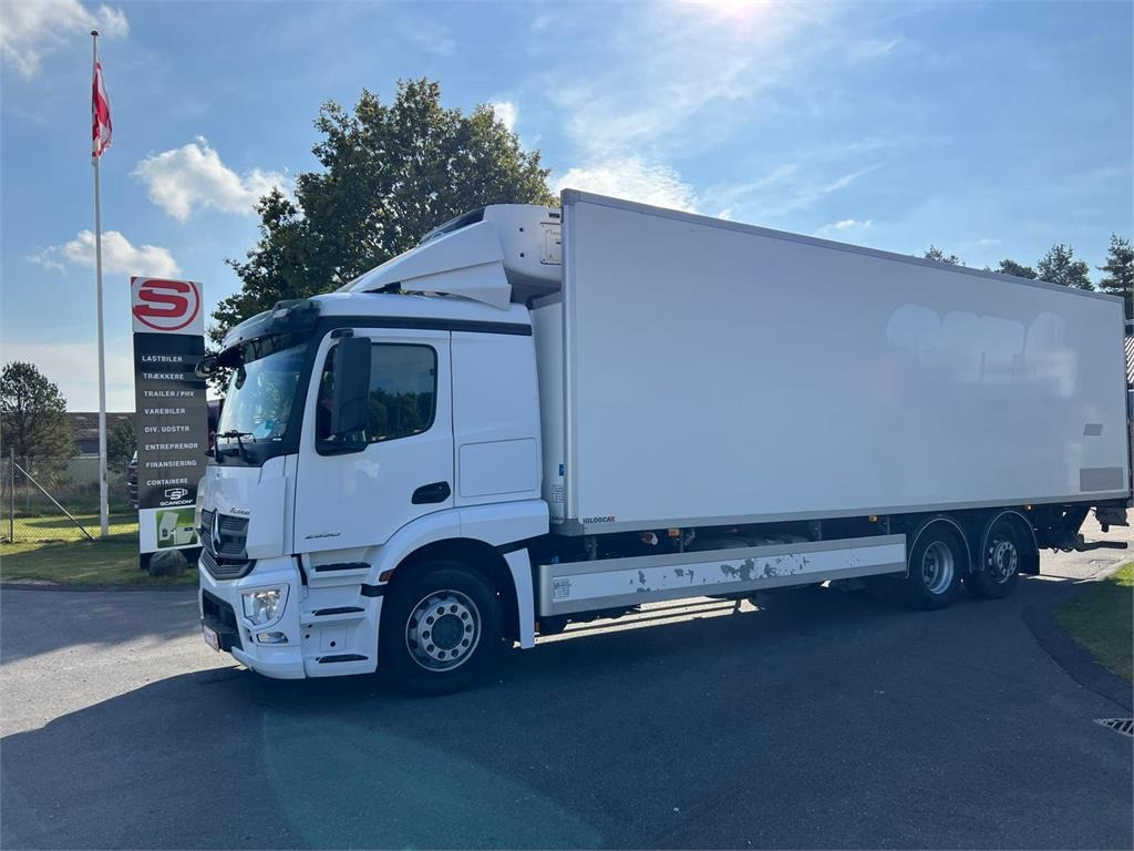 Mercedes-Benz Actros 2530 L 6x2*4 - Рефрижератор: фото 1 Mercedes-Benz Actros 2530 L 6x2*4 - Рефрижератор: фото 1