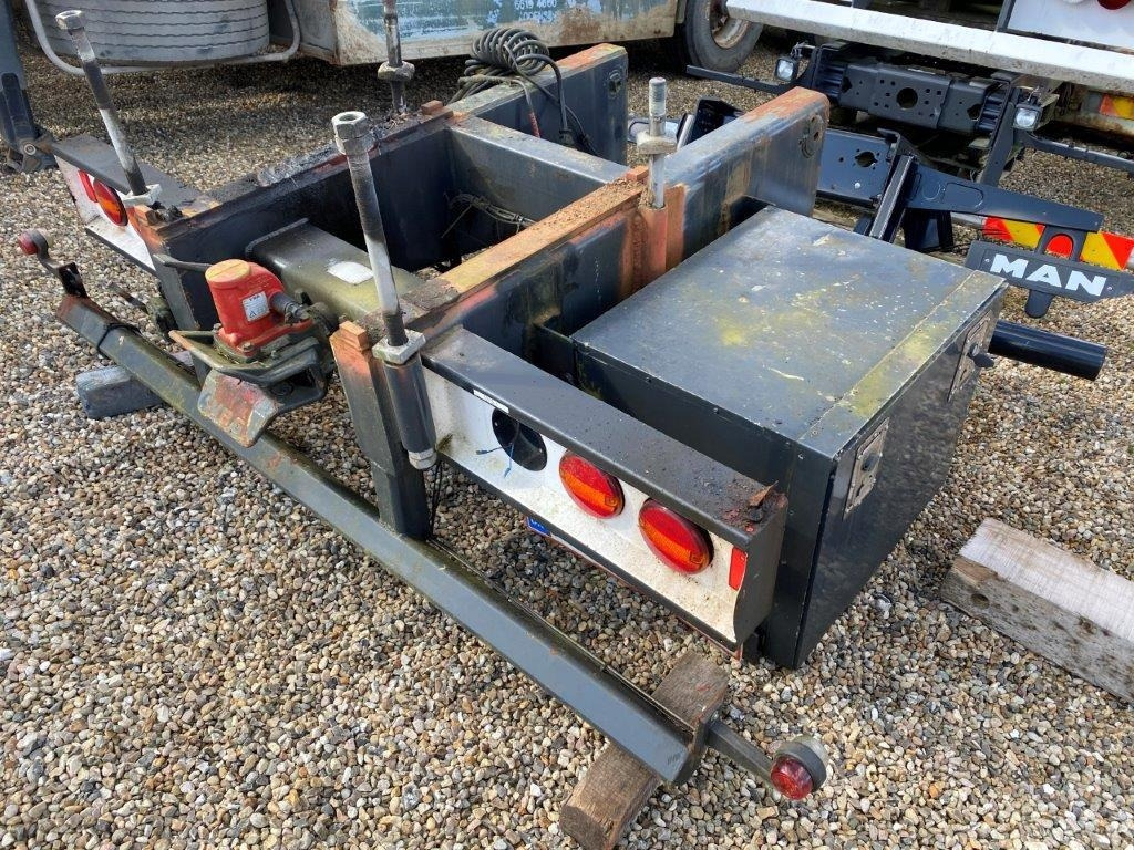 HMF krankonsol - 65 mm bolte - Навесное оборудование для Строительной техники: фото 1 HMF krankonsol - 65 mm bolte - Навесное оборудование для Строительной техники: фото 1