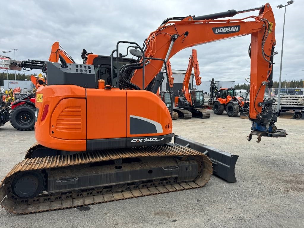 Гусеничный экскаватор Doosan DX 140 LCR-5 Pyörittäjällä: фото 6