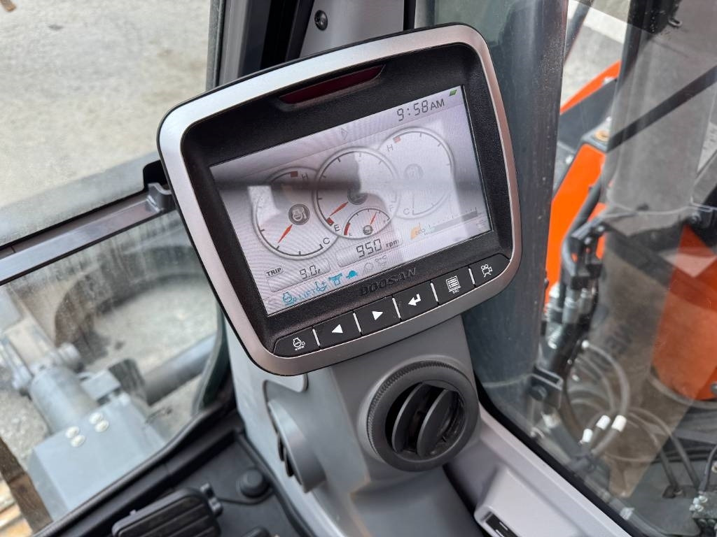 Гусеничный экскаватор Doosan DX 140 LCR-5 Pyörittäjällä: фото 13