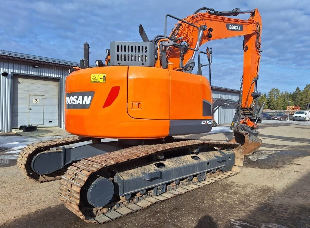 Doosan DX235LCR-5 PYÖRITTÄJÄ, 3D-LAITTEET - Гусеничный экскаватор: фото 4 Doosan DX235LCR-5 PYÖRITTÄJÄ, 3D-LAITTEET - Гусеничный экскаватор: фото 4