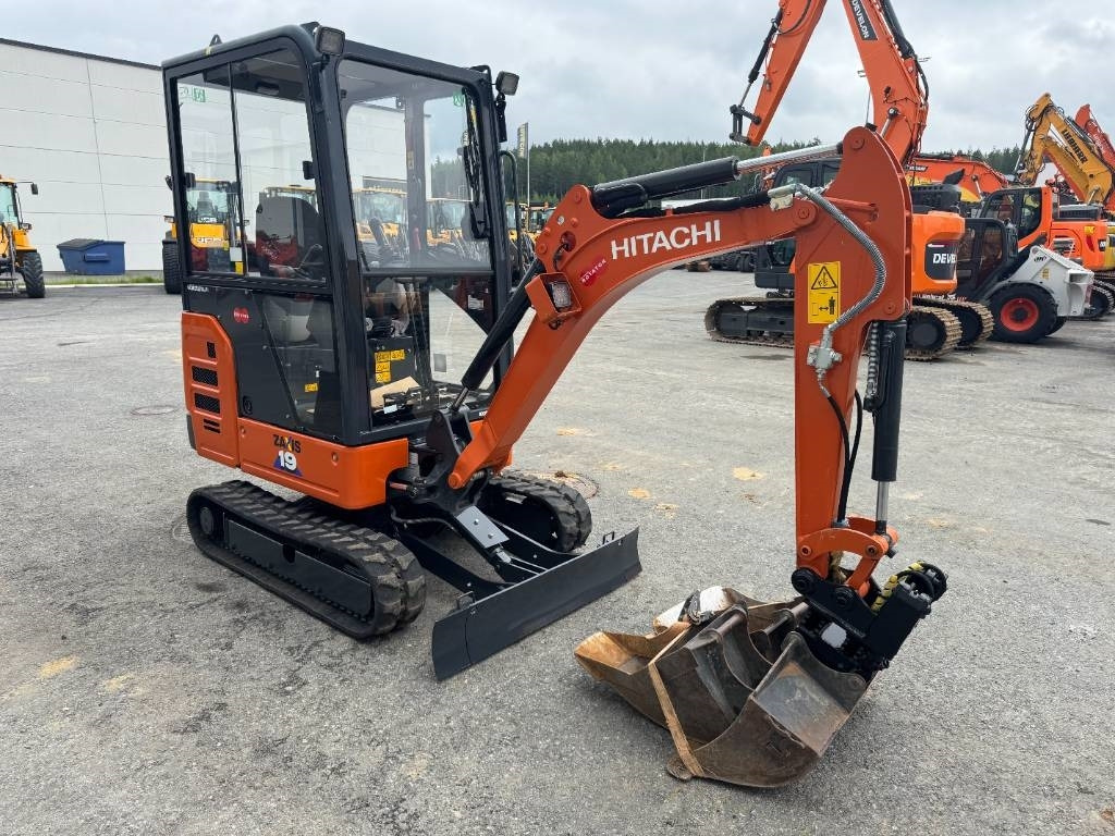Мини-экскаватор Hitachi ZX 19-6 CR: фото 7