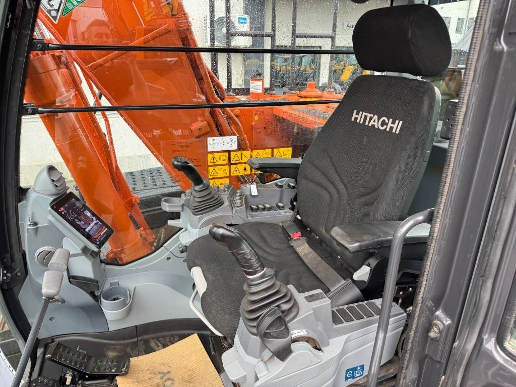 Гусеничный экскаватор Hitachi ZX130LCN-7 -STAGE V-: фото 13