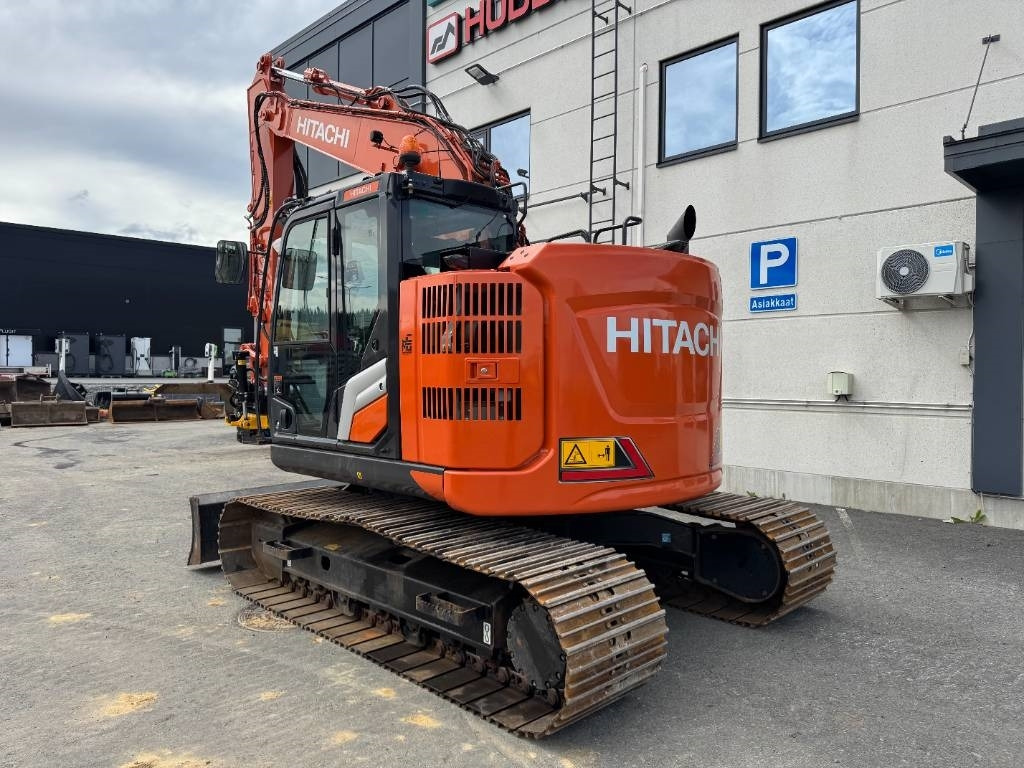 Hitachi ZX135USBL-7 PYÖRITTÄJÄLLÄ  - Гусеничный экскаватор: фото 3 Hitachi ZX135USBL-7 PYÖRITTÄJÄLLÄ  - Гусеничный экскаватор: фото 3