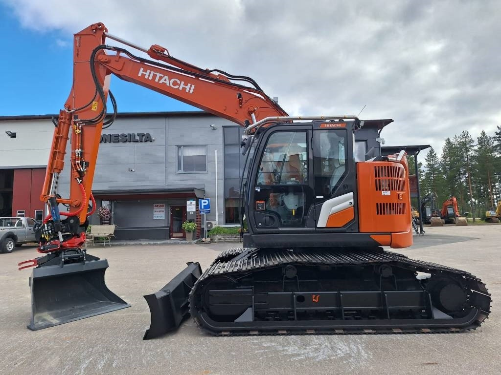 Hitachi ZX135USL-7 PUSKULEVY -SUOALUSTA-  - Гусеничный экскаватор: фото 1 Hitachi ZX135USL-7 PUSKULEVY -SUOALUSTA-  - Гусеничный экскаватор: фото 1