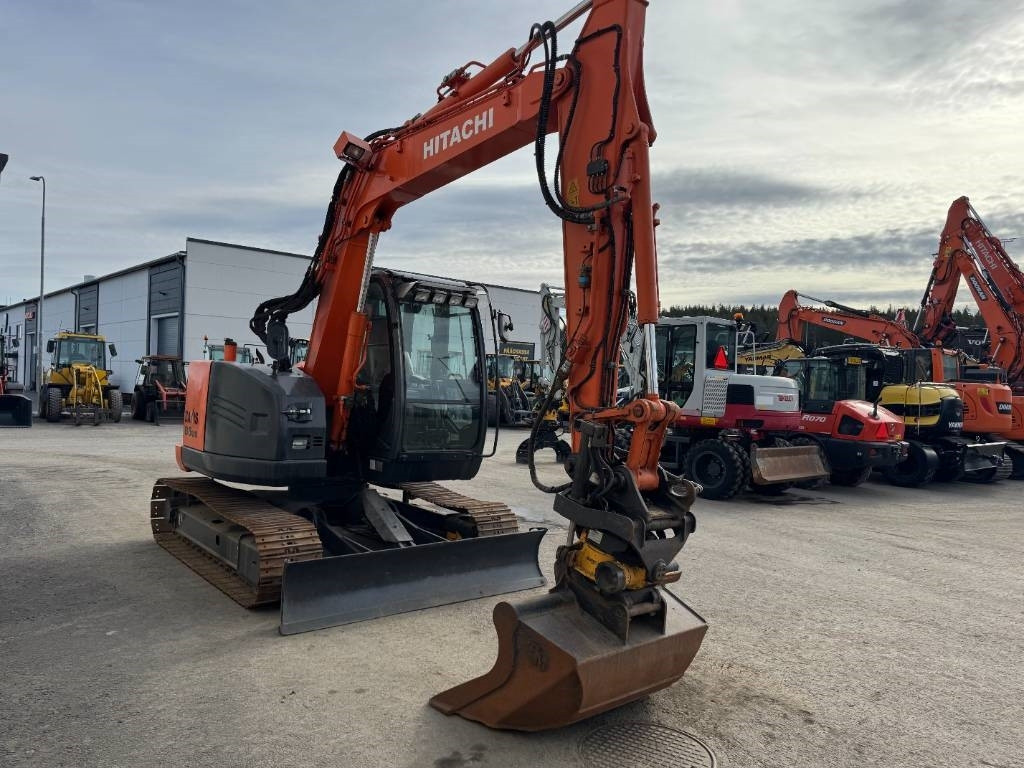 Hitachi ZX85US-5 Pyörittäjä, 3-Kauhaa - Мини-экскаватор: фото 5 Hitachi ZX85US-5 Pyörittäjä, 3-Kauhaa - Мини-экскаватор: фото 5