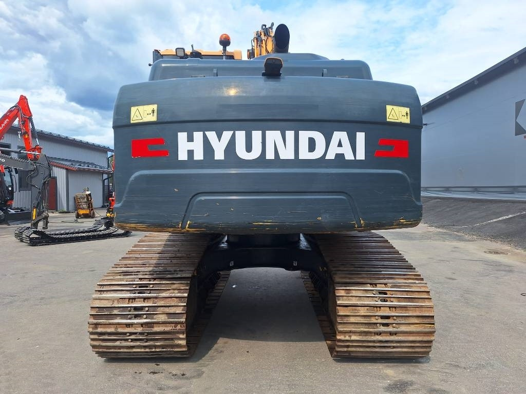 Hyundai HX140HW METSÄMALLI PYÖRITTÄJÄLLÄ - Гусеничный экскаватор: фото 3 Hyundai HX140HW METSÄMALLI PYÖRITTÄJÄLLÄ - Гусеничный экскаватор: фото 3