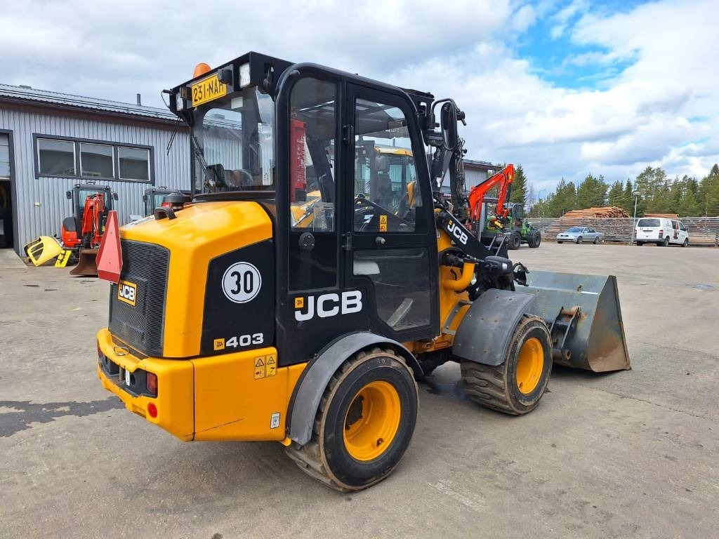 JCB 403 PIIKIT JA KAUHA - Компактный фронтальный погрузчик: фото 4 JCB 403 PIIKIT JA KAUHA - Компактный фронтальный погрузчик: фото 4