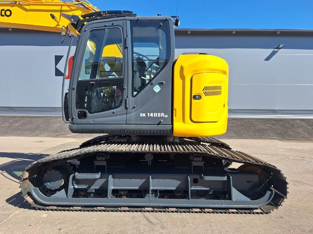 Гусеничный экскаватор Kobelco SK140SRLC-7 KOROTETTU SUOALUSTA 900MM: фото 9