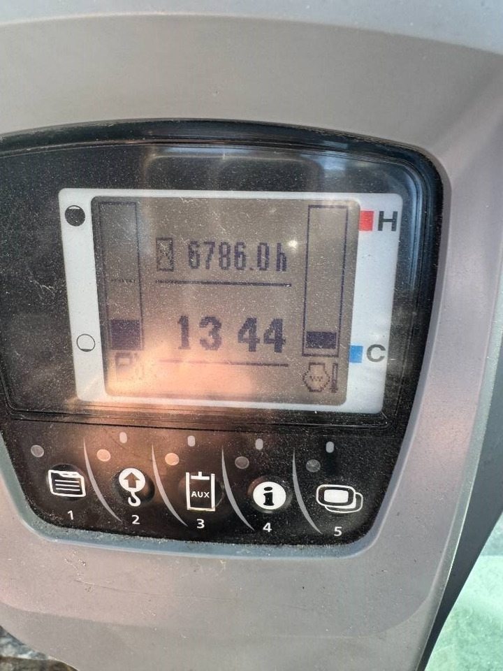 Мини-экскаватор Kubota KX057-4 Pyörittäjällä: фото 14