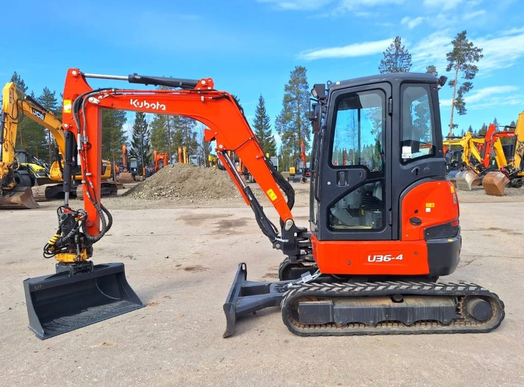 Kubota MYYTY! SOLD! U36-4 PYÖRITTÄJÄLLÄ - Мини-экскаватор: фото 1 Kubota MYYTY! SOLD! U36-4 PYÖRITTÄJÄLLÄ - Мини-экскаватор: фото 1