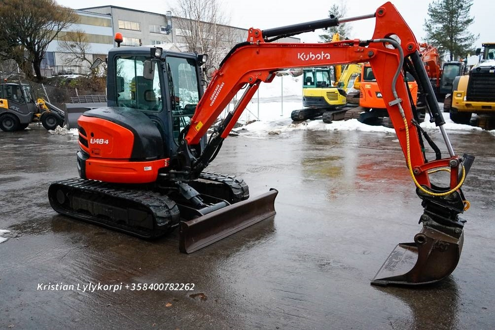 Мини-экскаватор Kubota U48-4 kallistajalla: фото 8