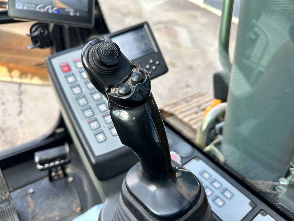 Гусеничный экскаватор Liebherr R 920 Rototilt: фото 18
