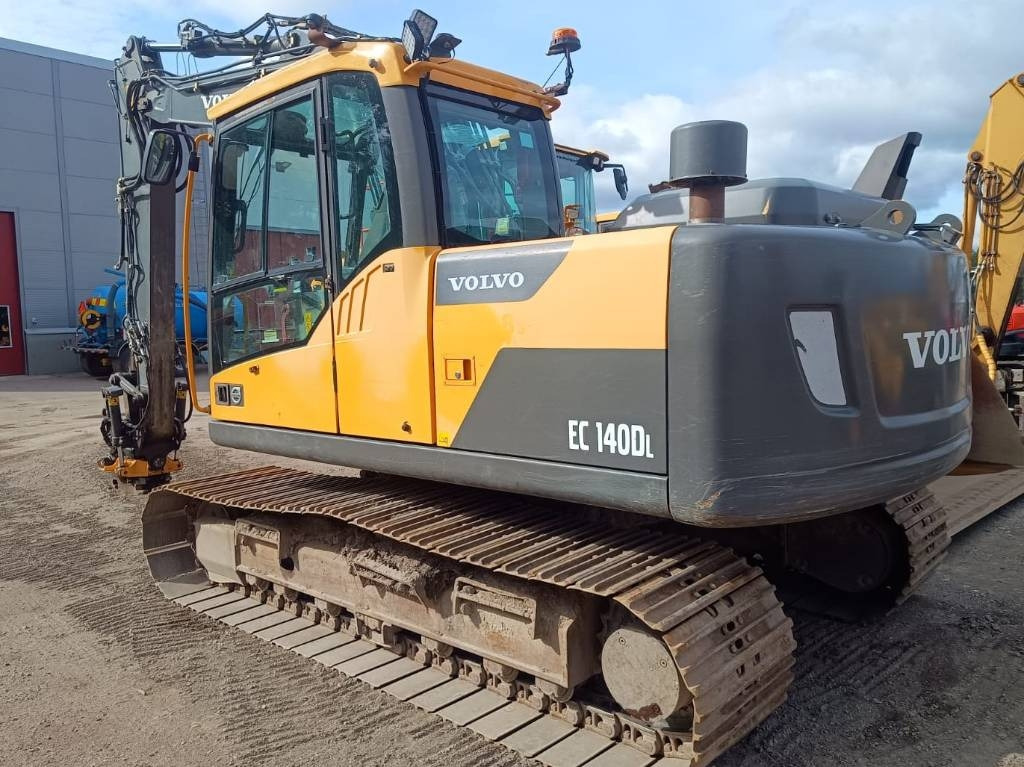 Volvo EC140DL PYÖRITTÄJÄLLÄ - Гусеничный экскаватор: фото 3 Volvo EC140DL PYÖRITTÄJÄLLÄ - Гусеничный экскаватор: фото 3