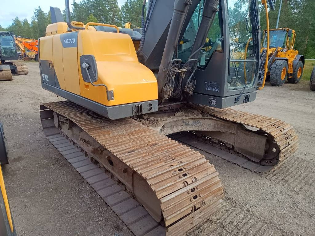 Volvo EC140DL PYÖRITTÄJÄLLÄ - Гусеничный экскаватор: фото 5 Volvo EC140DL PYÖRITTÄJÄLLÄ - Гусеничный экскаватор: фото 5