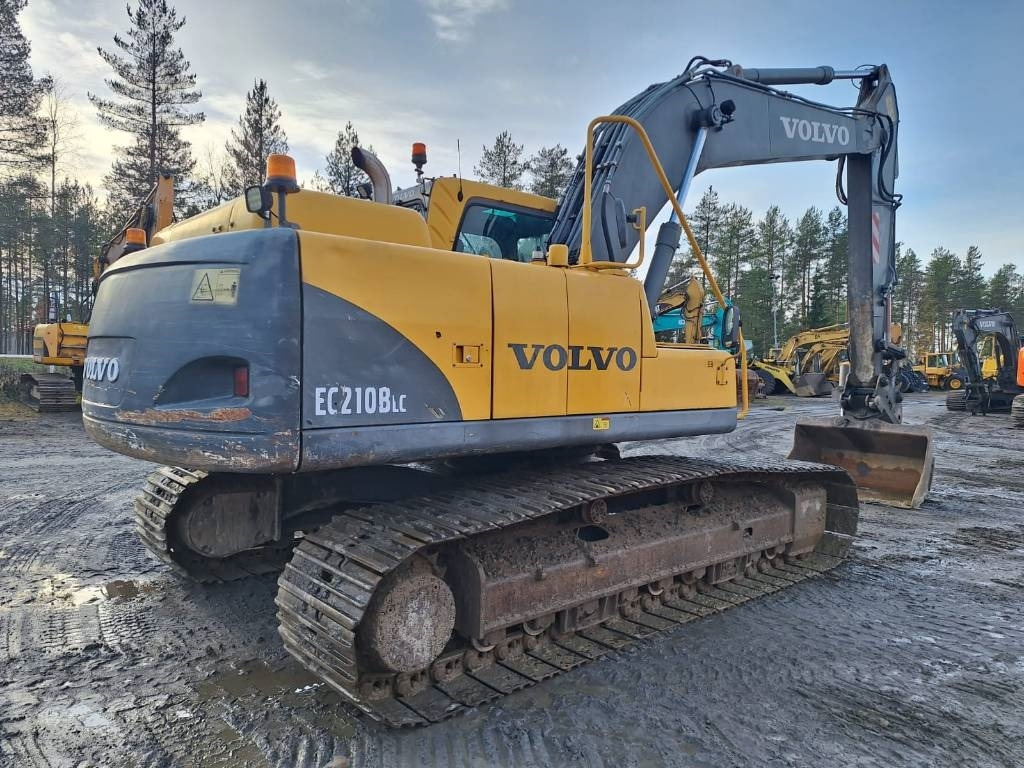Volvo EC210BLC KALLISTUVA LUISKAKAUHA  - Гусеничный экскаватор: фото 4 Volvo EC210BLC KALLISTUVA LUISKAKAUHA  - Гусеничный экскаватор: фото 4