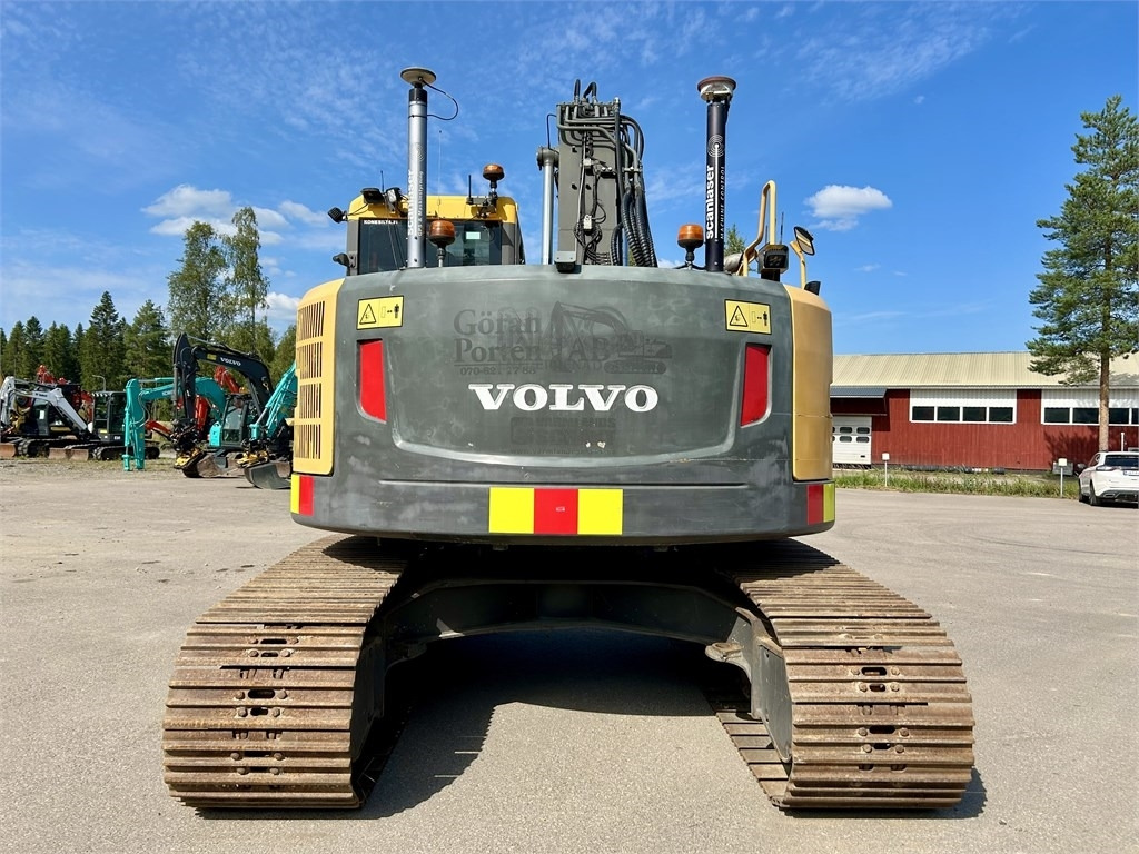 Volvo ECR235CL PYÖRITTÄJÄ, 3D-LAITTEET - Гусеничный экскаватор: фото 4 Volvo ECR235CL PYÖRITTÄJÄ, 3D-LAITTEET - Гусеничный экскаватор: фото 4