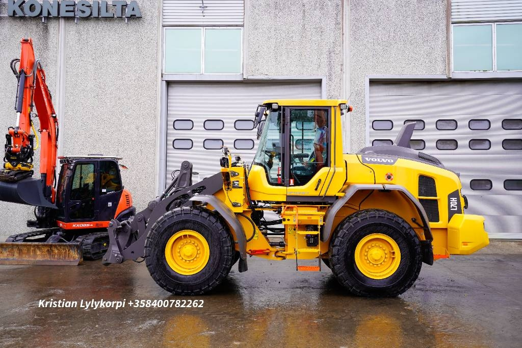 Volvo L70H2  - Колёсный погрузчик: фото 1 Volvo L70H2  - Колёсный погрузчик: фото 1