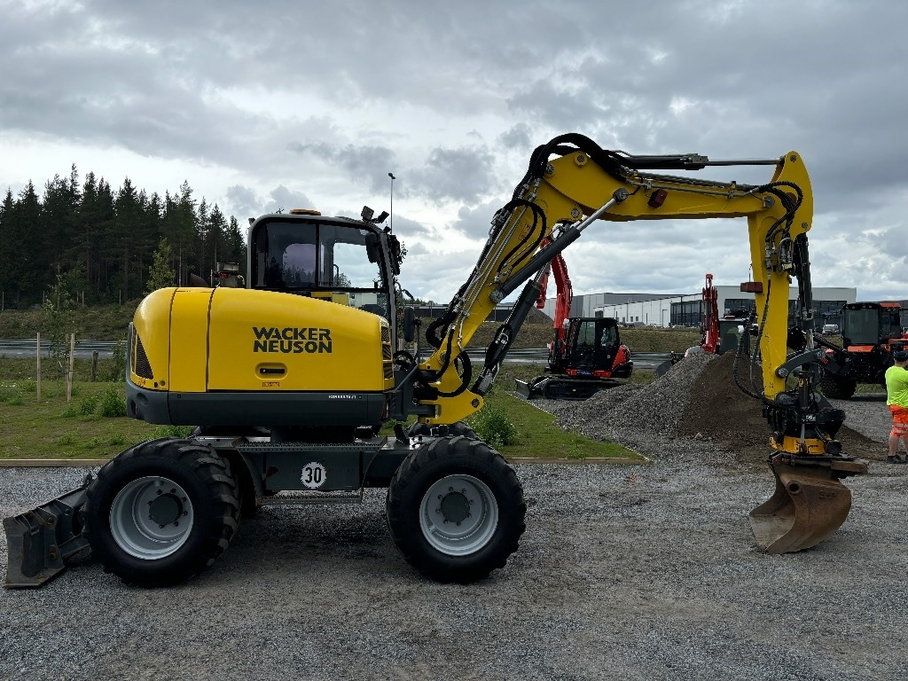 Wacker Neuson EW 100  - Колёсный экскаватор: фото 5 Wacker Neuson EW 100  - Колёсный экскаватор: фото 5