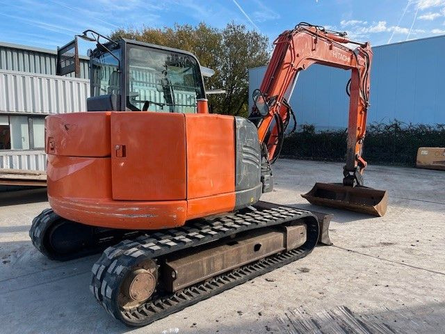 Hitachi ZX85USB-3. 2 Löffel. SW. Klima. - Мини-экскаватор: фото 4 Hitachi ZX85USB-3. 2 Löffel. SW. Klima. - Мини-экскаватор: фото 4