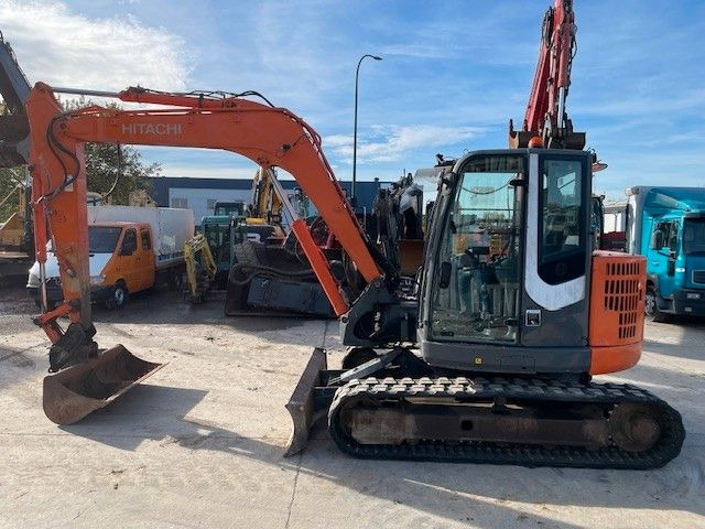 Hitachi ZX85USB-3. 2 Löffel. SW. Klima. - Мини-экскаватор: фото 1 Hitachi ZX85USB-3. 2 Löffel. SW. Klima. - Мини-экскаватор: фото 1