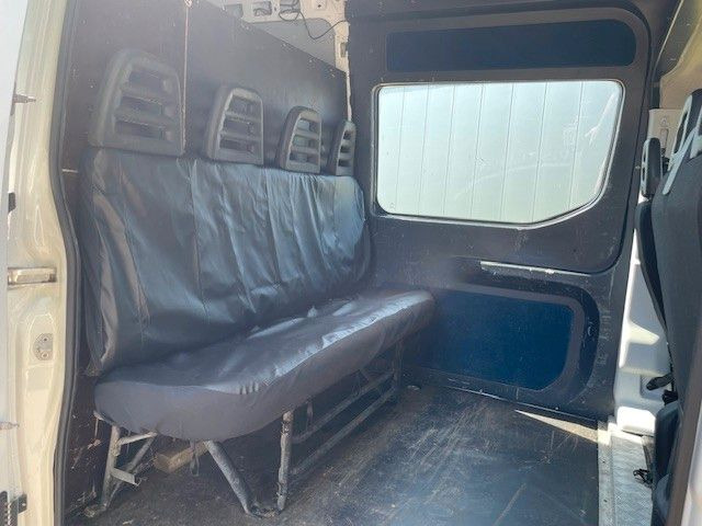 Iveco Daily 35C14. Doka. Maxi. - Цельнометаллический фургон, Грузопассажирский фургон: фото 4 Iveco Daily 35C14. Doka. Maxi. - Цельнометаллический фургон, Грузопассажирский фургон: фото 4