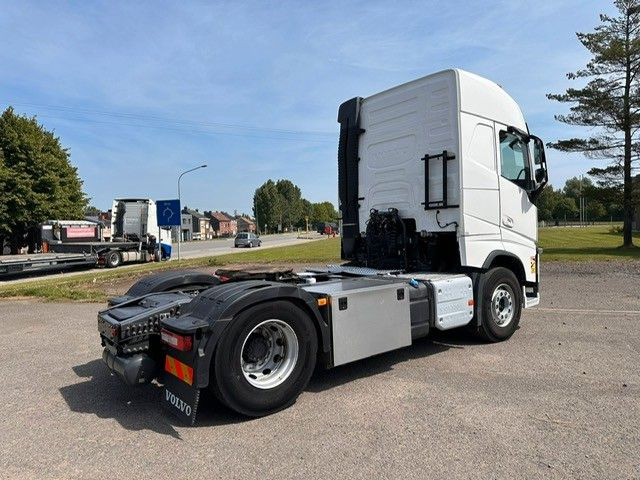 Volvo FH460. Klimaautomatik. Retarder. EU6C.. - Тягач: фото 3 Volvo FH460. Klimaautomatik. Retarder. EU6C.. - Тягач: фото 3