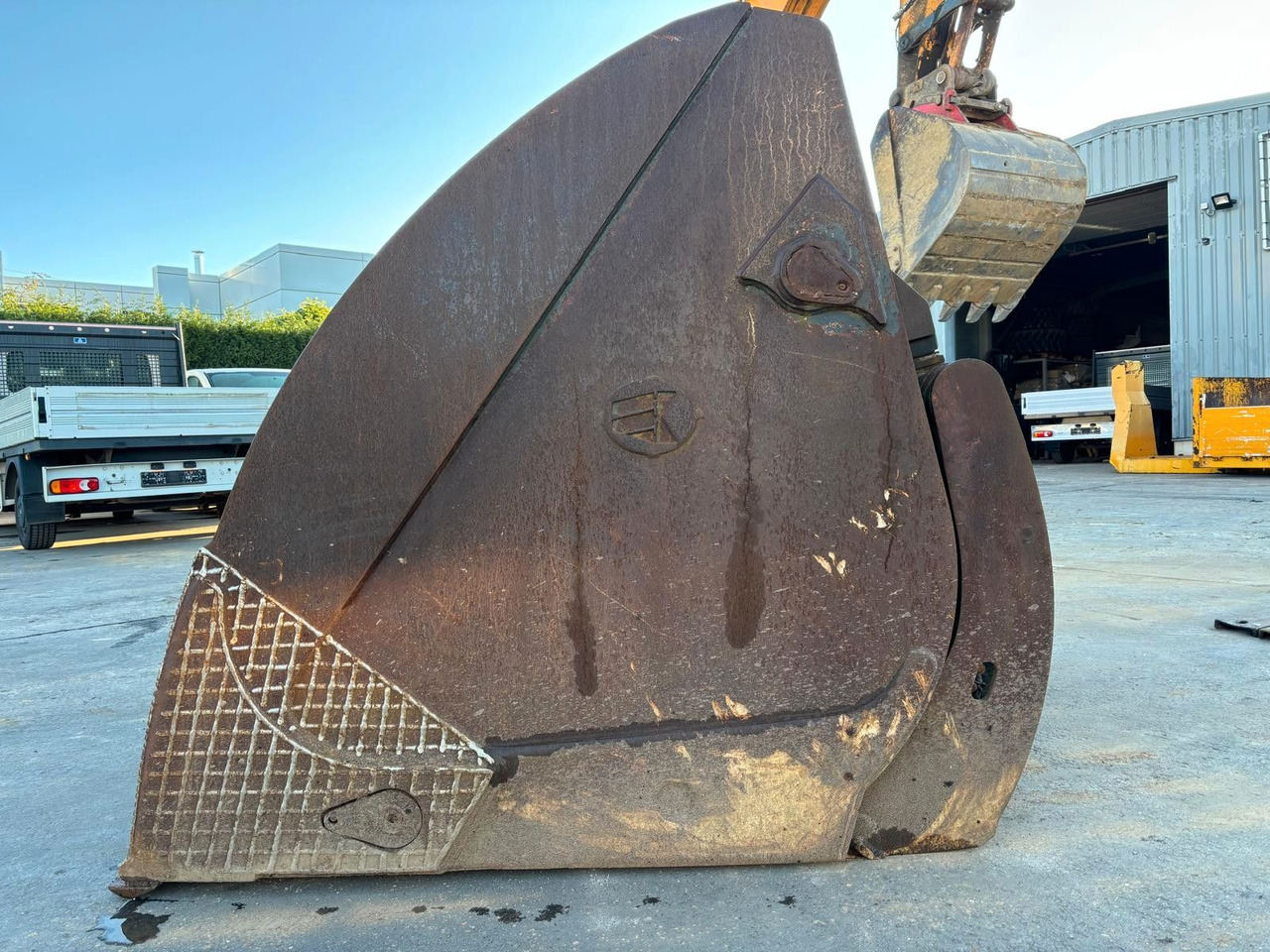 Volvo L150 - L180 - L220. Kippschaufel 5m3. Volvo L150 - L180 - L220. Kippschaufel 5m3. - Ковш для погрузчика для Строительной техники: фото 5 Volvo L150 - L180 - L220. Kippschaufel 5m3. Volvo L150 - L180 - L220. Kippschaufel 5m3. - Ковш для погрузчика для Строительной техники: фото 5