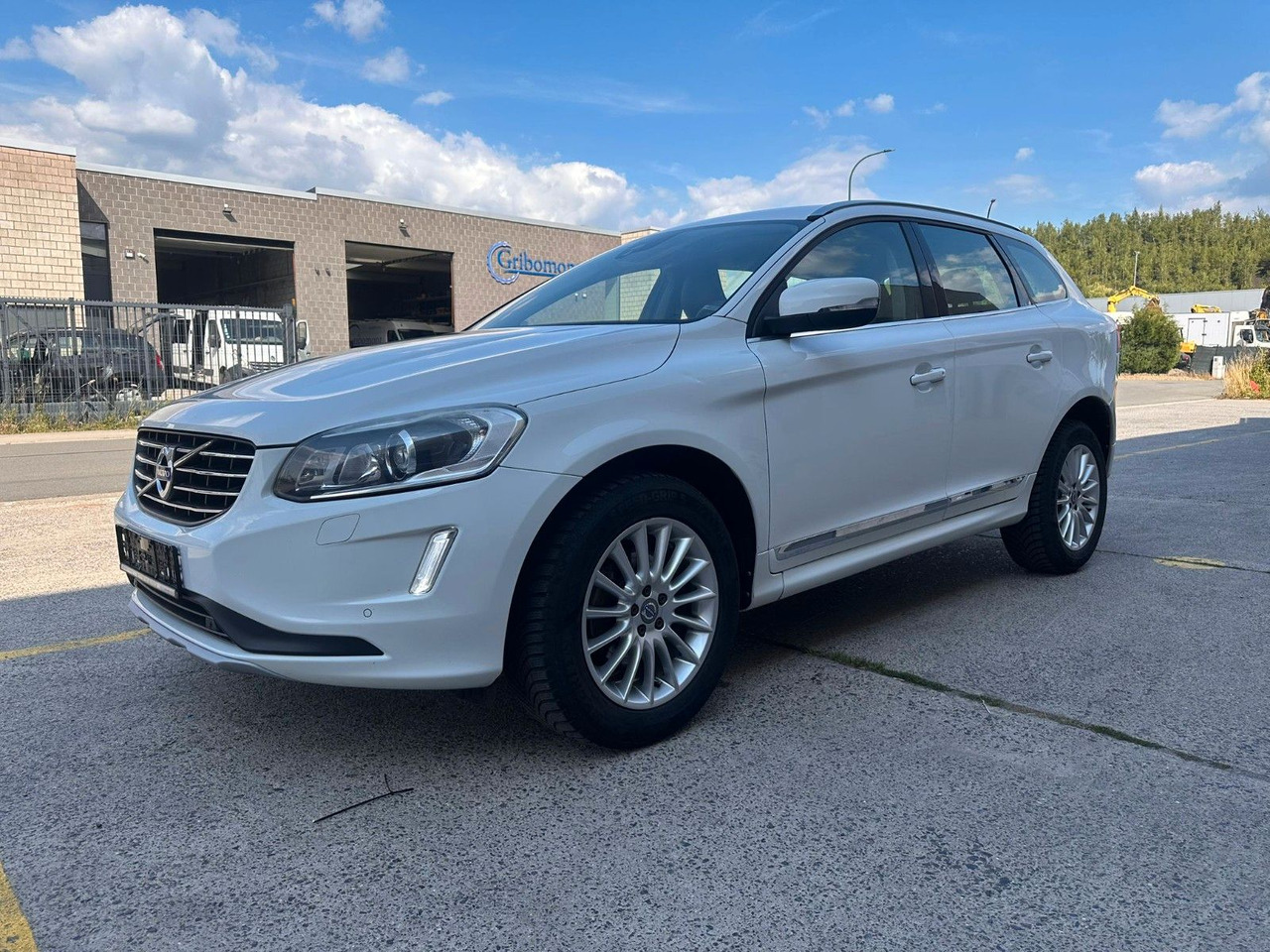 Volvo XC60 D3. Automatik. Klima. Kamera. Volleder. - Внедорожник: фото 5 Volvo XC60 D3. Automatik. Klima. Kamera. Volleder. - Внедорожник: фото 5