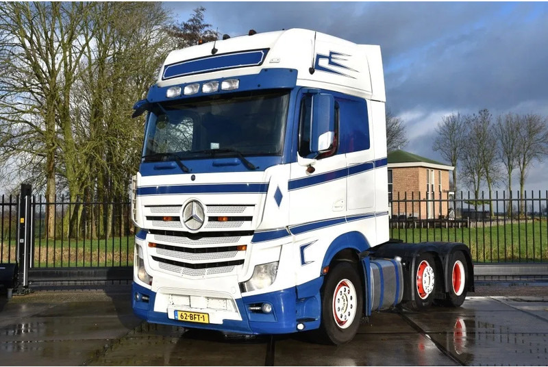 Mercedes-Benz Actros 2548 6x2/4 - EURO 6 - AIRCO - CAB HEATER - 2 BEDS - DIFF. LOCK - GOOD CONDITION - - Тягач: фото 2 Mercedes-Benz Actros 2548 6x2/4 - EURO 6 - AIRCO - CAB HEATER - 2 BEDS - DIFF. LOCK - GOOD CONDITION - - Тягач: фото 2