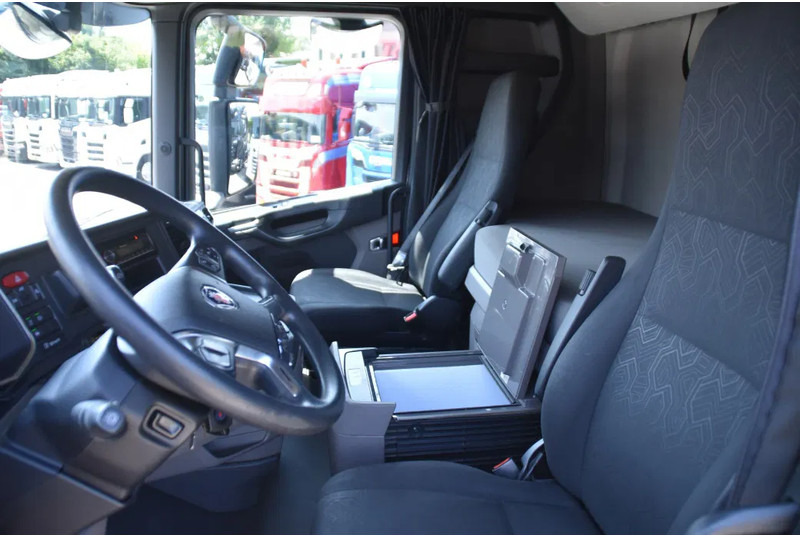 Scania S450 NGS 4x2NB - FULL AIR - 727 TKM - RETARDER - PARK. AIRCO - 2 x FUEL TANKS - TOP CONDITION - - Тягач: фото 5 Scania S450 NGS 4x2NB - FULL AIR - 727 TKM - RETARDER - PARK. AIRCO - 2 x FUEL TANKS - TOP CONDITION - - Тягач: фото 5