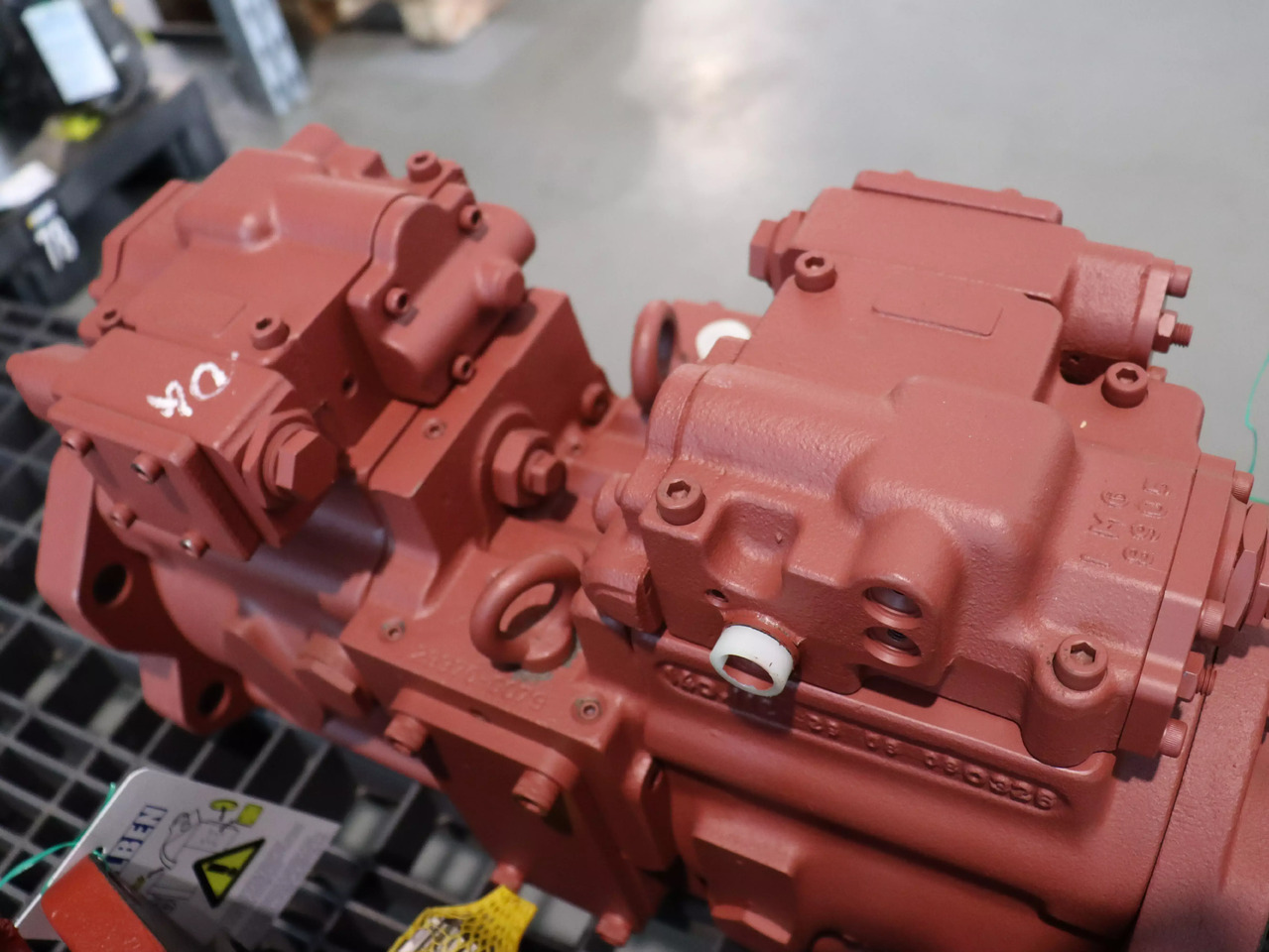 KAWASAKI K5V140DTP1A1R6NOA1 - Гидравлический мотор для Погрузочно-разгрузочной техники: фото 4 KAWASAKI K5V140DTP1A1R6NOA1 - Гидравлический мотор для Погрузочно-разгрузочной техники: фото 4