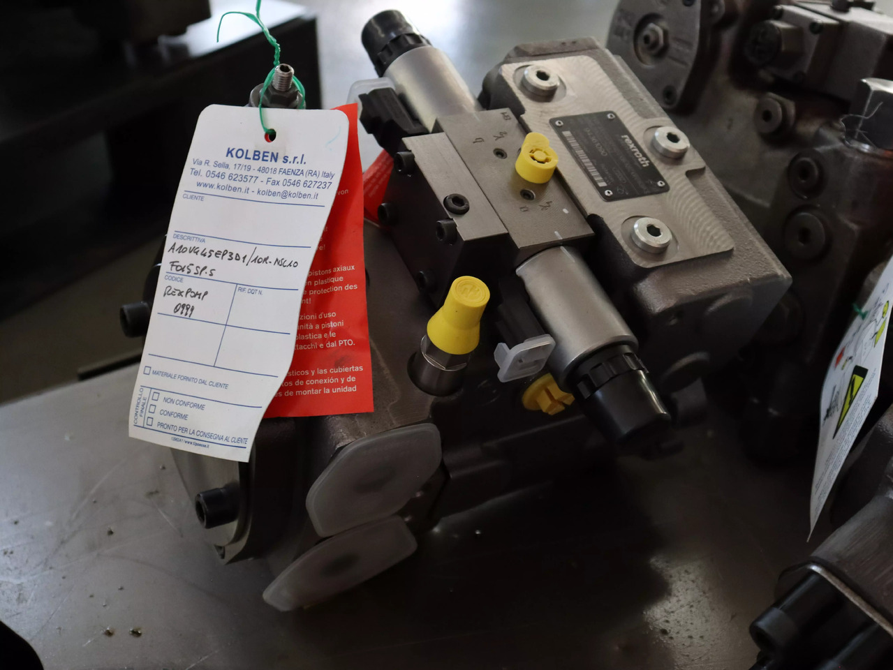 REXROTH A10VG45EP3D1/10R-NSC10F015SP-S - Гидравлический насос для Погрузочно-разгрузочной техники: фото 3 REXROTH A10VG45EP3D1/10R-NSC10F015SP-S - Гидравлический насос для Погрузочно-разгрузочной техники: фото 3