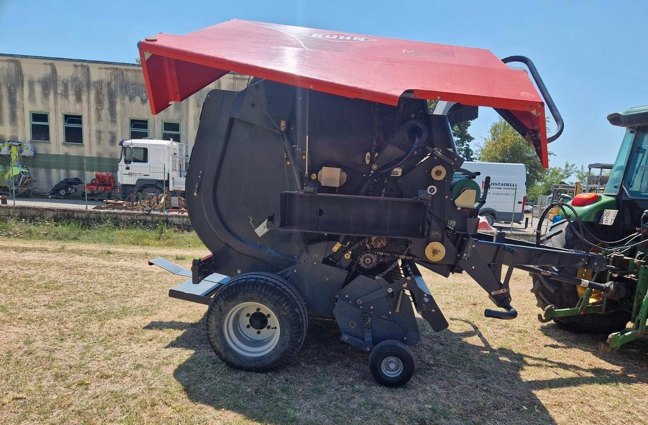 Rotopressa Kuhn - Пресс-подборщик рулонный: фото 4 Rotopressa Kuhn - Пресс-подборщик рулонный: фото 4