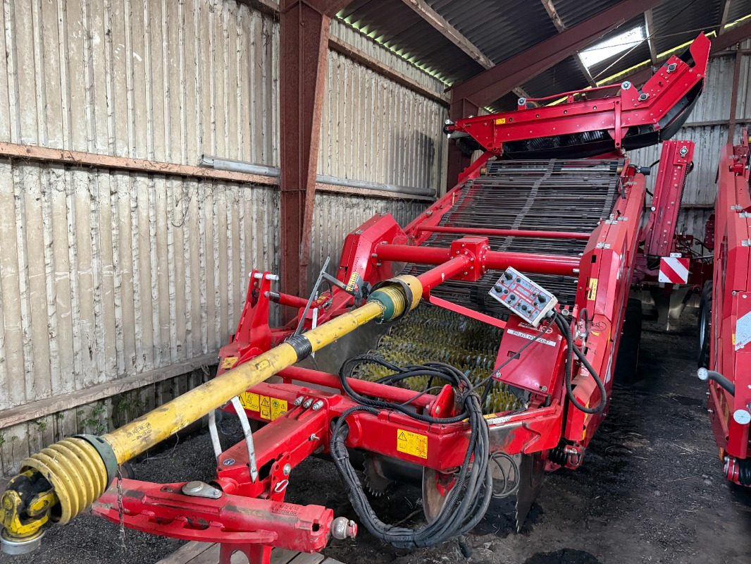 Grimme CS 170 RotaPower - Картофелеуборочный комбайн: фото 1 Grimme CS 170 RotaPower - Картофелеуборочный комбайн: фото 1