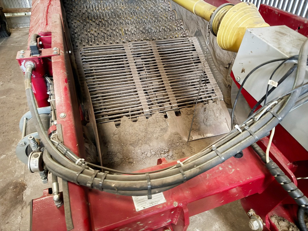 Scanstone ScanStone 4215 SDH-ES - Картофелеуборочный комбайн: фото 4 Scanstone ScanStone 4215 SDH-ES - Картофелеуборочный комбайн: фото 4