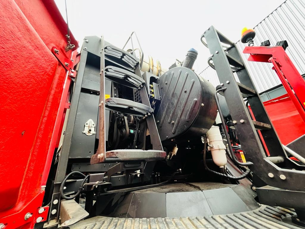 Свеклоуборочный комбайн Agrifac Lighttraxx: фото 17 Свеклоуборочный комбайн Agrifac Lighttraxx: фото 17