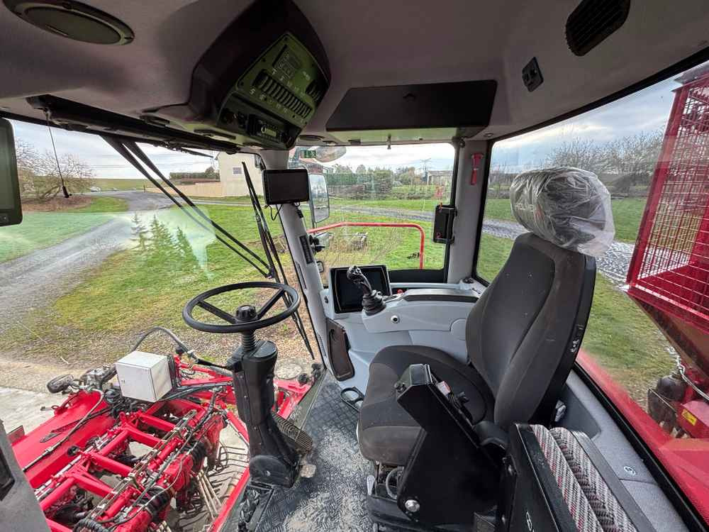 Holmer T4-30 - Техника для обработки почвы: фото 3 Holmer T4-30 - Техника для обработки почвы: фото 3