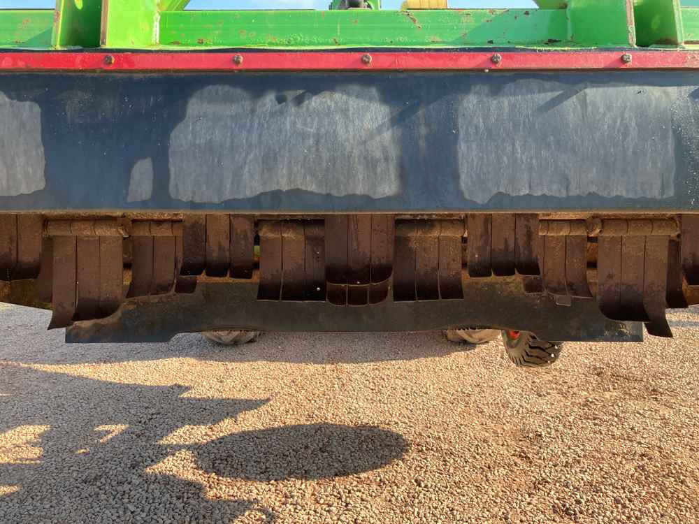 Baselier Baselier 2LKA190 2 Row Front Mounted Potato Topper - Комбайн: фото 3 Baselier Baselier 2LKA190 2 Row Front Mounted Potato Topper - Комбайн: фото 3