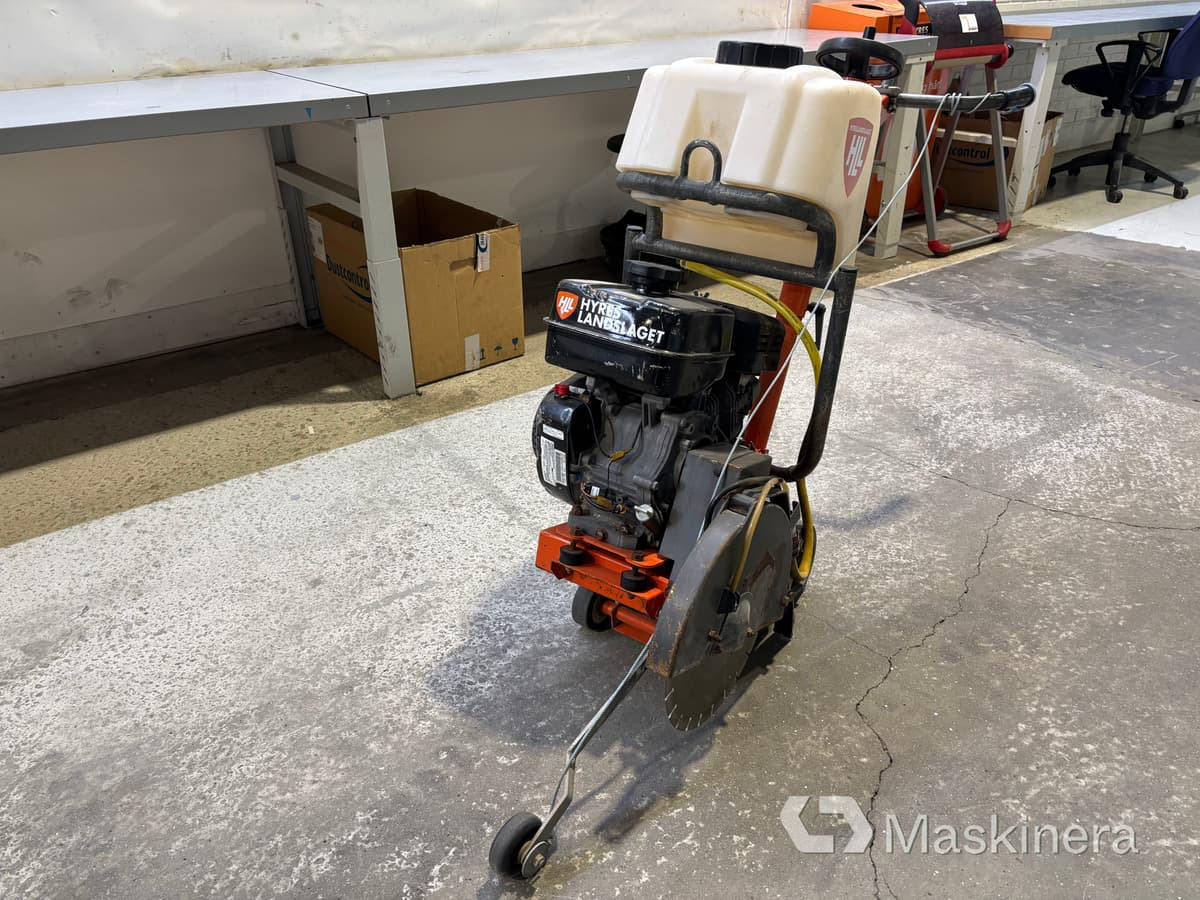 Asfaltskap Husqvarna FS 309 - Асфальтоукладочная техника: фото 2 Asfaltskap Husqvarna FS 309 - Асфальтоукладочная техника: фото 2