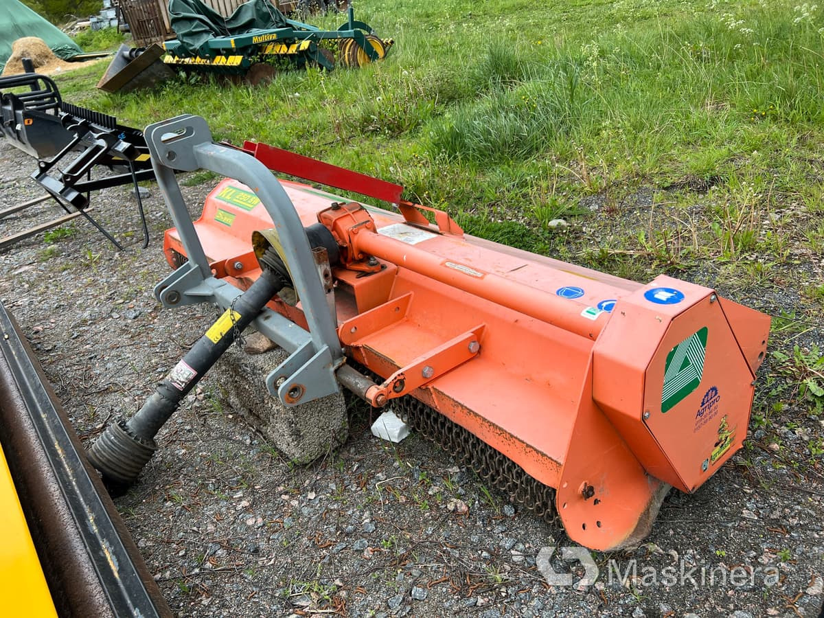 Betesputs Agrimaster KL 250 SW S - Косилка-измельчитель: фото 5 Betesputs Agrimaster KL 250 SW S - Косилка-измельчитель: фото 5