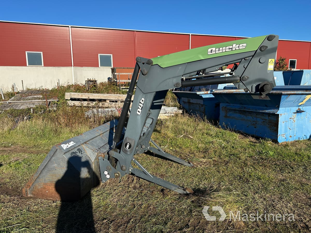 Frontlastare Ålö Quicke Q46 med skopa - Другая техника: фото 2 Frontlastare Ålö Quicke Q46 med skopa - Другая техника: фото 2